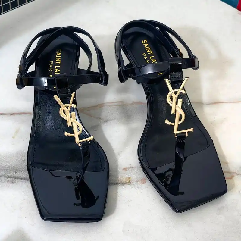 Cheap Saint Laurent Cassandra Kitten Sandals with T-Strap Women Patent Leather Black Gold 0123