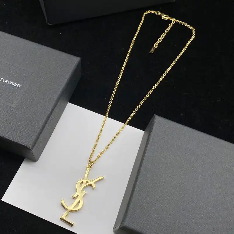 Cheap Saint Laurent Opyum Pendant Necklace In Metal Gold 0204