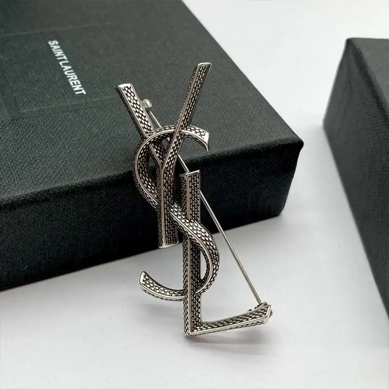 Cheap Saint Laurent Opyum Brooch In Snake Metal Silver 0204